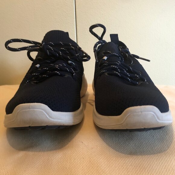 Tommy Bahama Golf navy blue mesh performance sneakers sz 7.5 - Picture 3 of 14